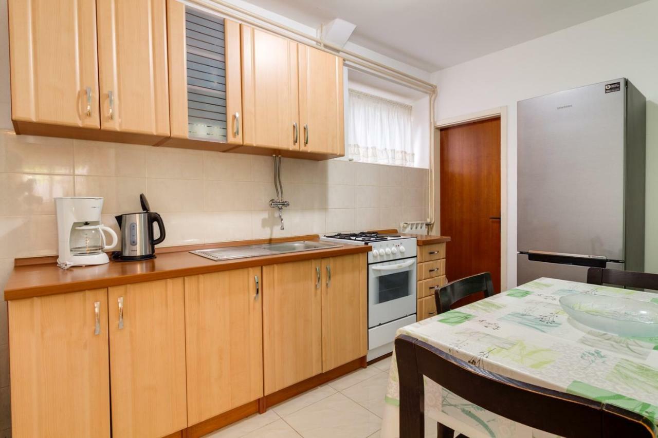 Apartments Perka near beach Pula Bagian luar foto